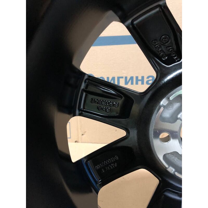 Диск литой 6JxR16H2 Light alloy wheel полностью чёрный глянцевый для Лада Веста 8450038642 3